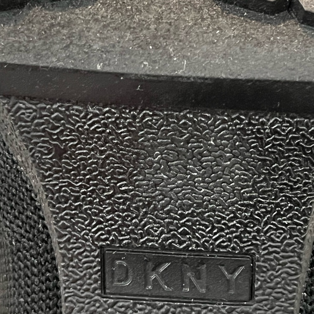 DKNY Black/White Logo Tessa Stretch Knit Chunky Rugged Heel Sock Fit Booties.NEW - Picture 9 of 9